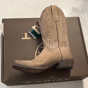 Ariat Light Brown Western Boots